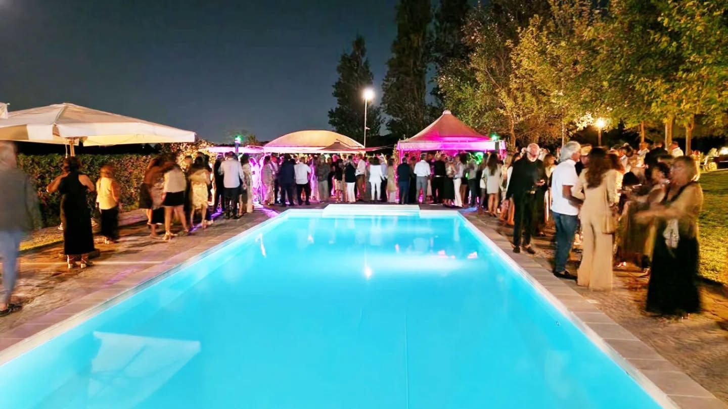 ⚙️ Un Charity Summer Party “Oro” nel segno della solidarietà, amicizia e divertimento.
🌐 www.rotarygalatina.it